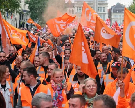 France-Wide Strike Movement Witnesses Hundreds of Thousands Taking to the Streets Throughout France